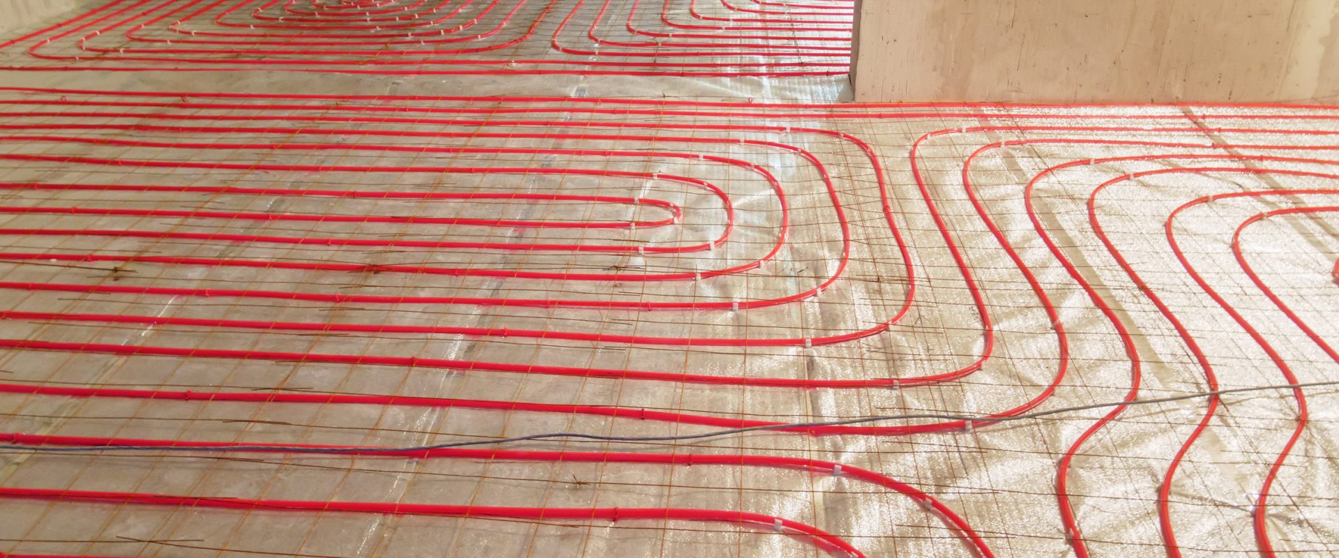 Heat Floor Instalation. Repair and building tecnology.